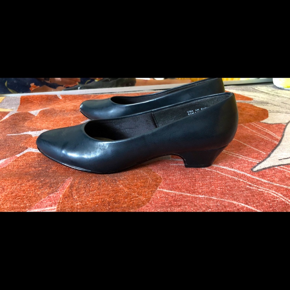 Vintage baby heels size 6 1/2